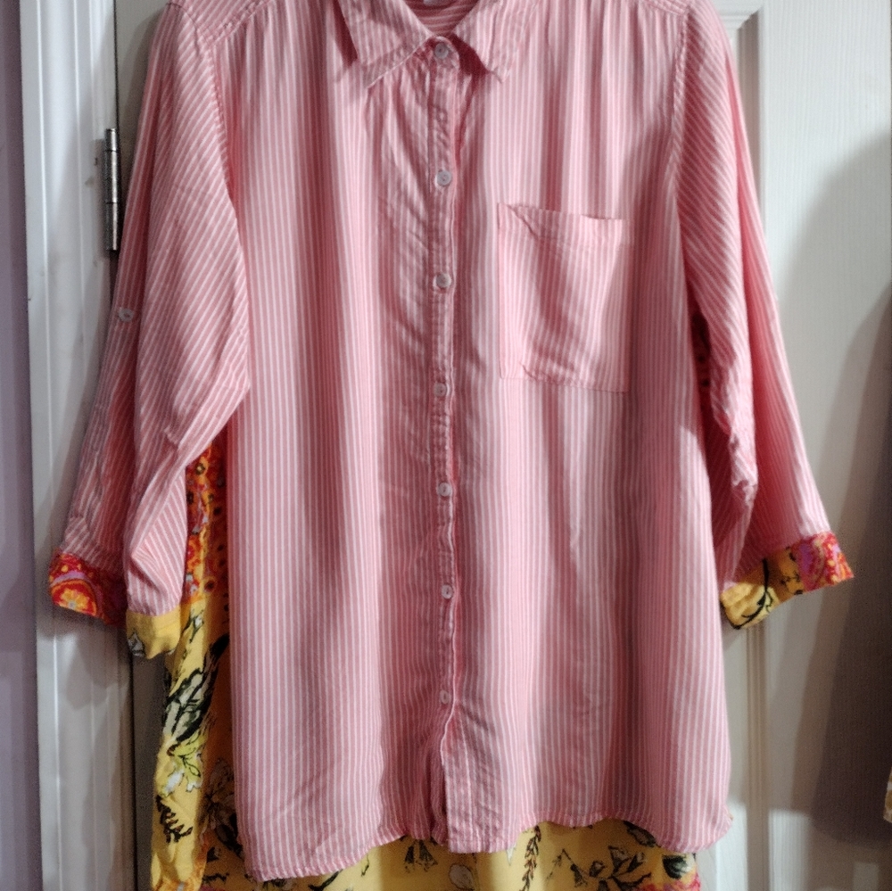 Intro Multicolored Print 3/4 Sleeve Button Down S… - image 8